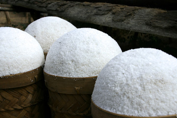 Paniers de sel à Amed, Bali