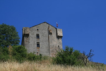 Fototapeta na wymiar Château en Rouergue