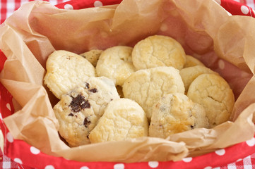 Delicious butter cookies and chocolate chip cookies