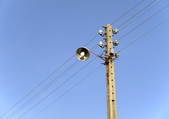 Poste eléctrico
