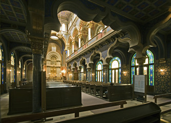 Praha - interior of Jerusalem synagogue - obrazy, fototapety, plakaty