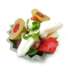 Party snack basket with bell pepper, salami, olive and cheese