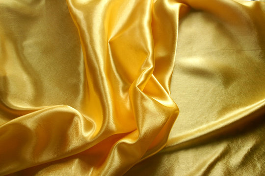 satin pliss&eacute; jaune