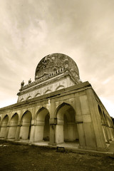 Quli Qutb Shahi Tombs