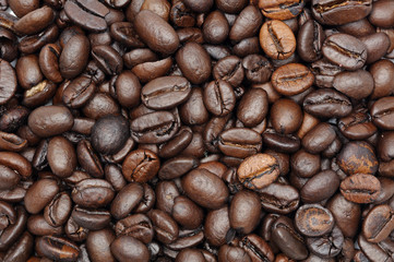 Fototapeta premium Close up of roasted coffee beans background