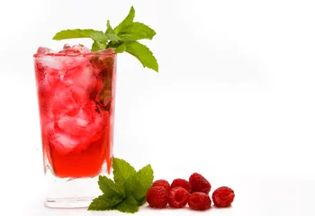 Fotobehang Rasberry Cocktail © Gordon Swanson