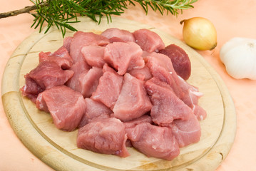 Schweinefleisch-roh, geschnitten