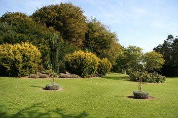 Jardin du chateau de Régnière-Ecluse
