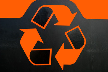 recycling bin logo