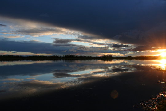 Sonnenuntergang im Tetlin Wildlife Refuge, Alaska - USA