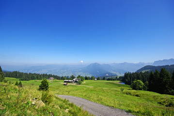 Wanderweg in den österreichischen Alpen