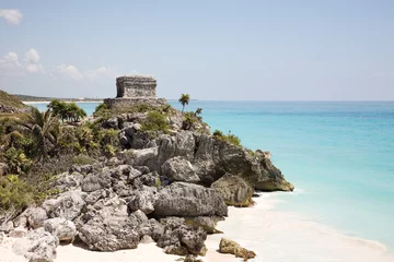 Keuken spatwand met foto Maya temple by the sea tulum mexico © trouvail