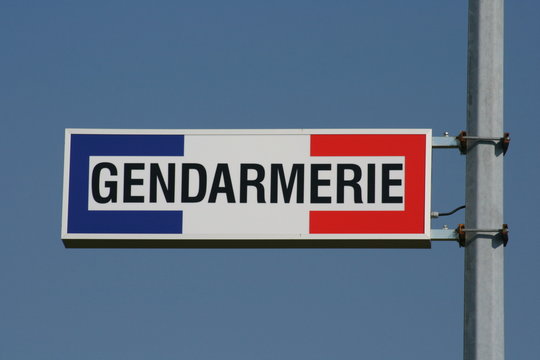 gendarmerie,gendarme,panneau
