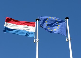 Luxemburg + Europa Flagge © mirubi
