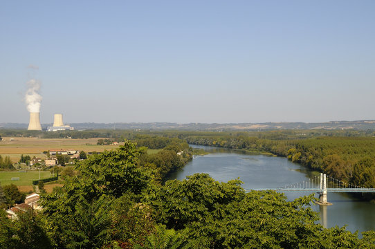 centrale nucl&eacute;aire de golfech