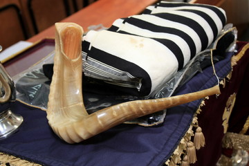 Traditional Jewish Shofar and Tallit