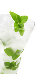 cocktail from mint and ice