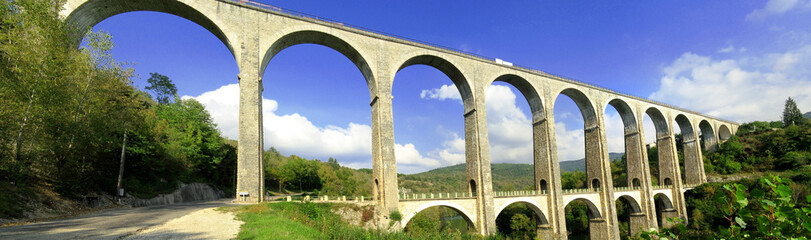 Viaduc de Cize Bolozon, Ain, France