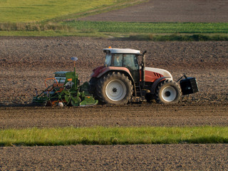 Fototapeta premium tractor at work