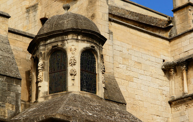 detail de l'aglise sainte marthe de tarascon