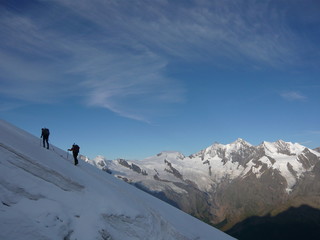 Cordée dans le ciel