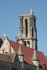 Fototapeta na wymiar Katedra w Laon, Pikardia