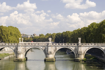 Fototapeta na wymiar Włochy Starszy most rzeka Tibere i Rzym