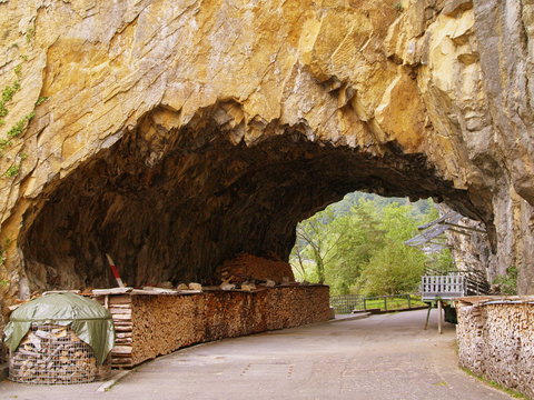 caverne