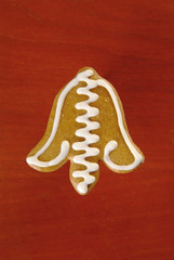 Gingerbread bell