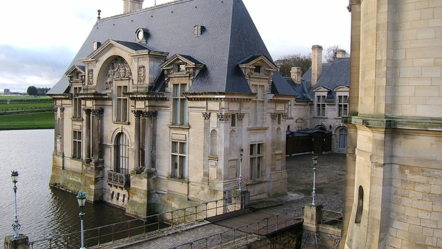 ch&acirc;teau14