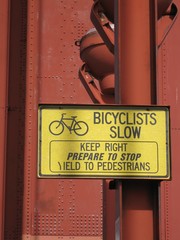 Sign on the Golden Gate Bridge