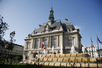 Levallois Hotel de Ville © fovivafoto