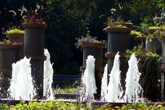 Fontänen Images – Parcourir 456 le catalogue de photos, vecteurs et ...