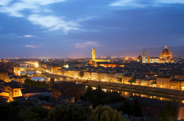 Fototapeta na wymiar Włochy, Florencja, Toskania, widok w nocy