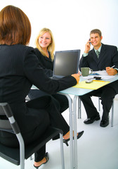 Obraz premium businessman is talking on the phone. businesswoman