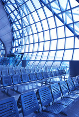 Obraz premium Modern airport lounge. Toned cold.