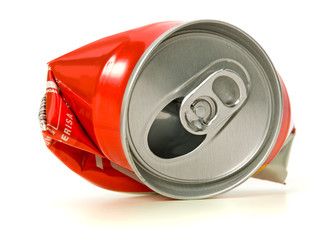 Recycle tin on white background