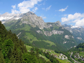 les montagnes suisses