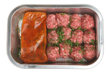 Packaged convenience meal beef meatballs