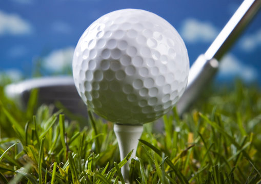 Close up of a golf ball on the tee