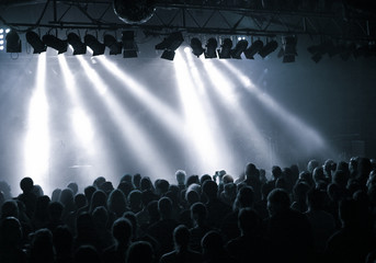 Lichtstrahlen bei  Konzert