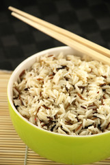Basmatireis mit Stäbchen