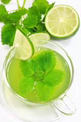 Herbal green tea with fresh mint and lemon