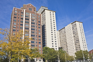 Fototapeta premium Chicago - buildings along Lake Shore Drive - autumn time.