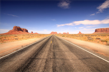 Fototapeta na wymiar Droga do Monument Valley, Arizona