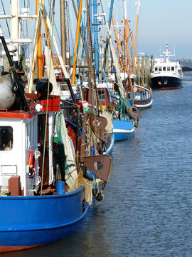 Fototapeta Hafen in Ostfriesland