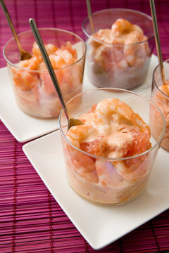 Verrine : Pamplemouse et Crevettes sauce cocktail