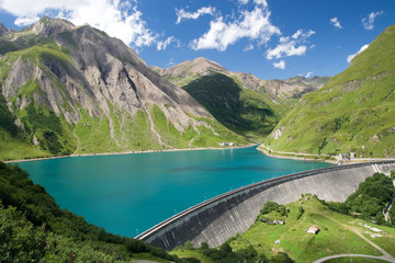 Obraz na płótnie Canvas Mountain landscape with dam in italian Alps