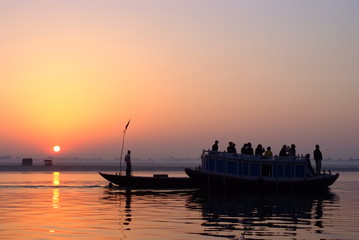 Fototapeta premium sunrise of the Ganges