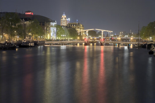 Grachten Amsterdam bei Nacht